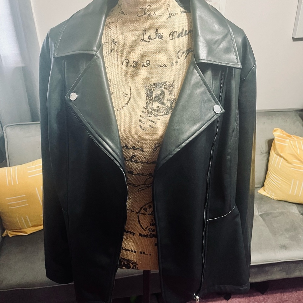 Guess by Marciano Black Faux Leather Peplum Moto Jacket - Picture 10 of 16